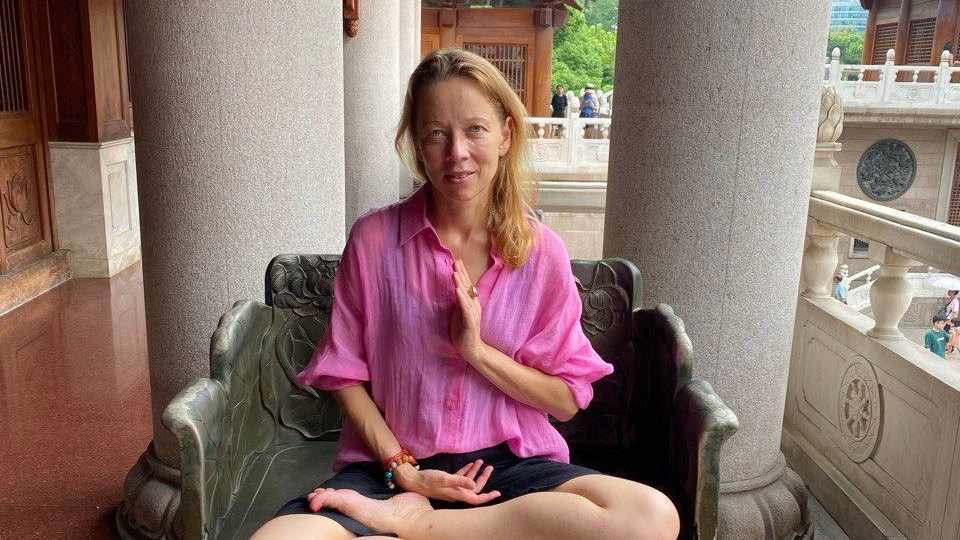 Second stage of Zhong Yuan Qigong — Irina Varlamova