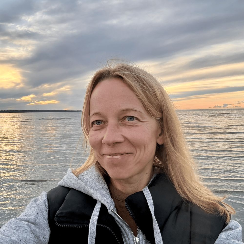 Irina Varlamova, Zhong Yuan Qigong instructor, by the sea at sunset